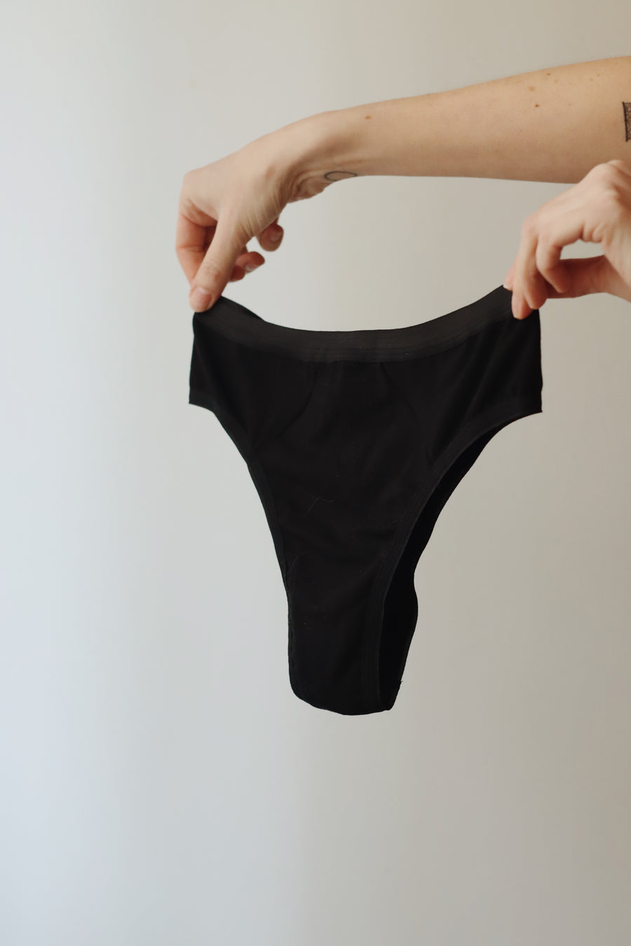 Basic bamboo tanga black